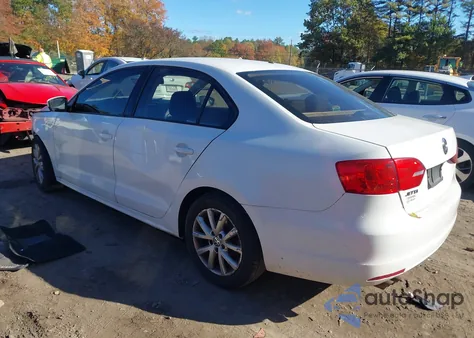 2013 Volkswagen Jetta 2.0L S из США, поврежденный, VIN 3VW2K7AJ6DM378925